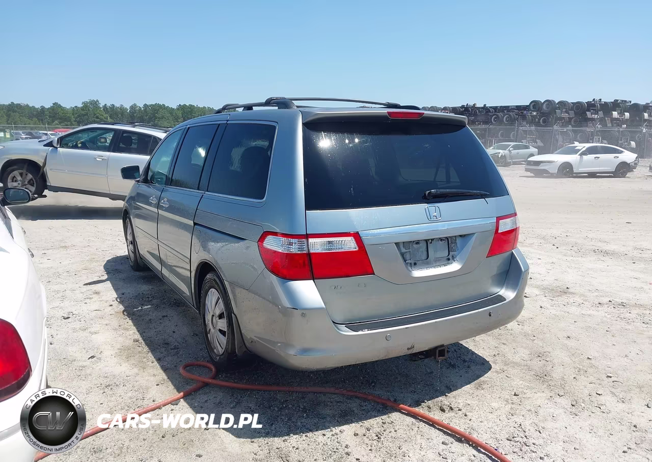 2007 Honda Odyssey Touring VIN:5FNRL38827B063686 - 3