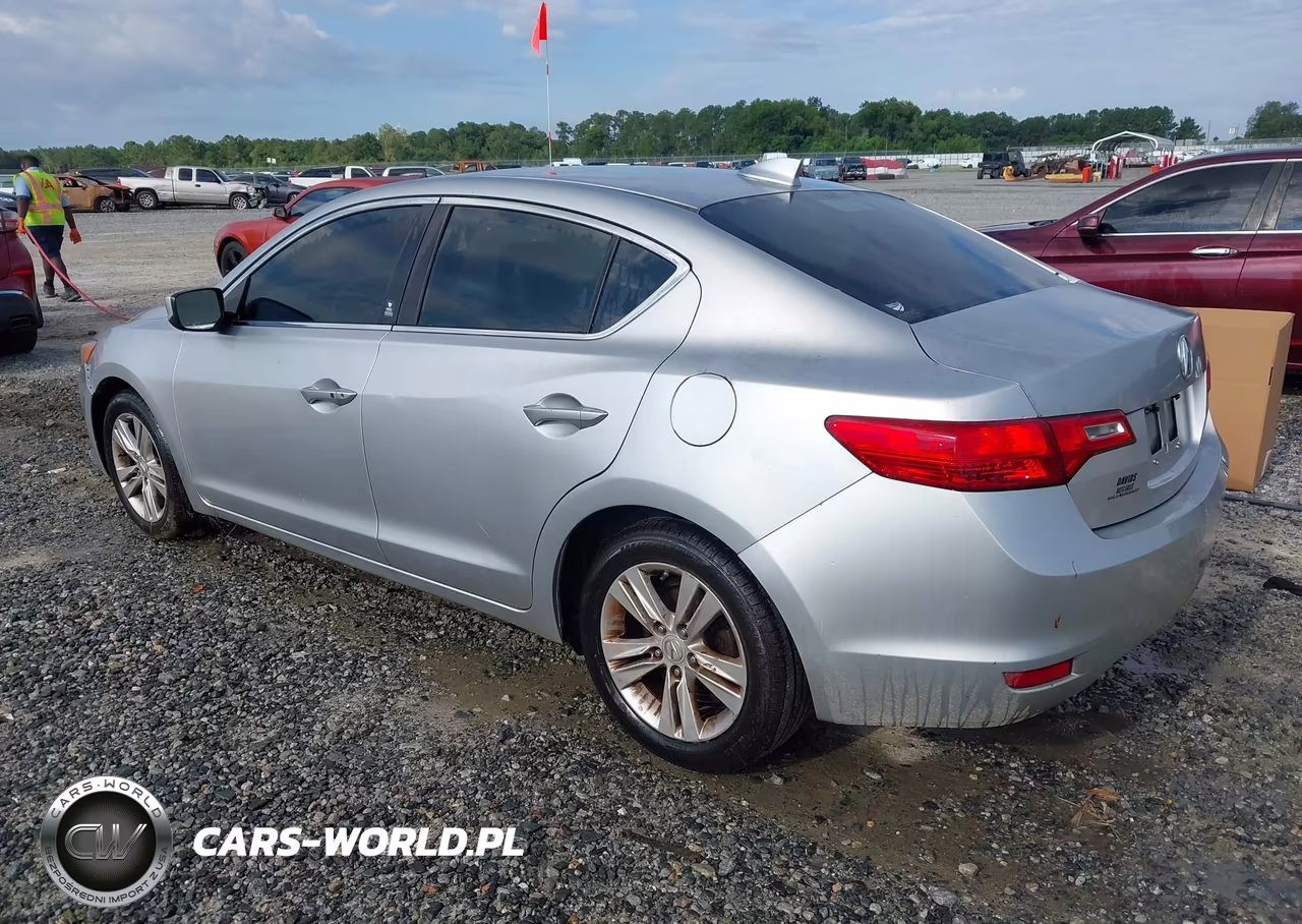 2013 Acura Ilx 2.0L VIN:19VDE1F30DE010088 - 3
