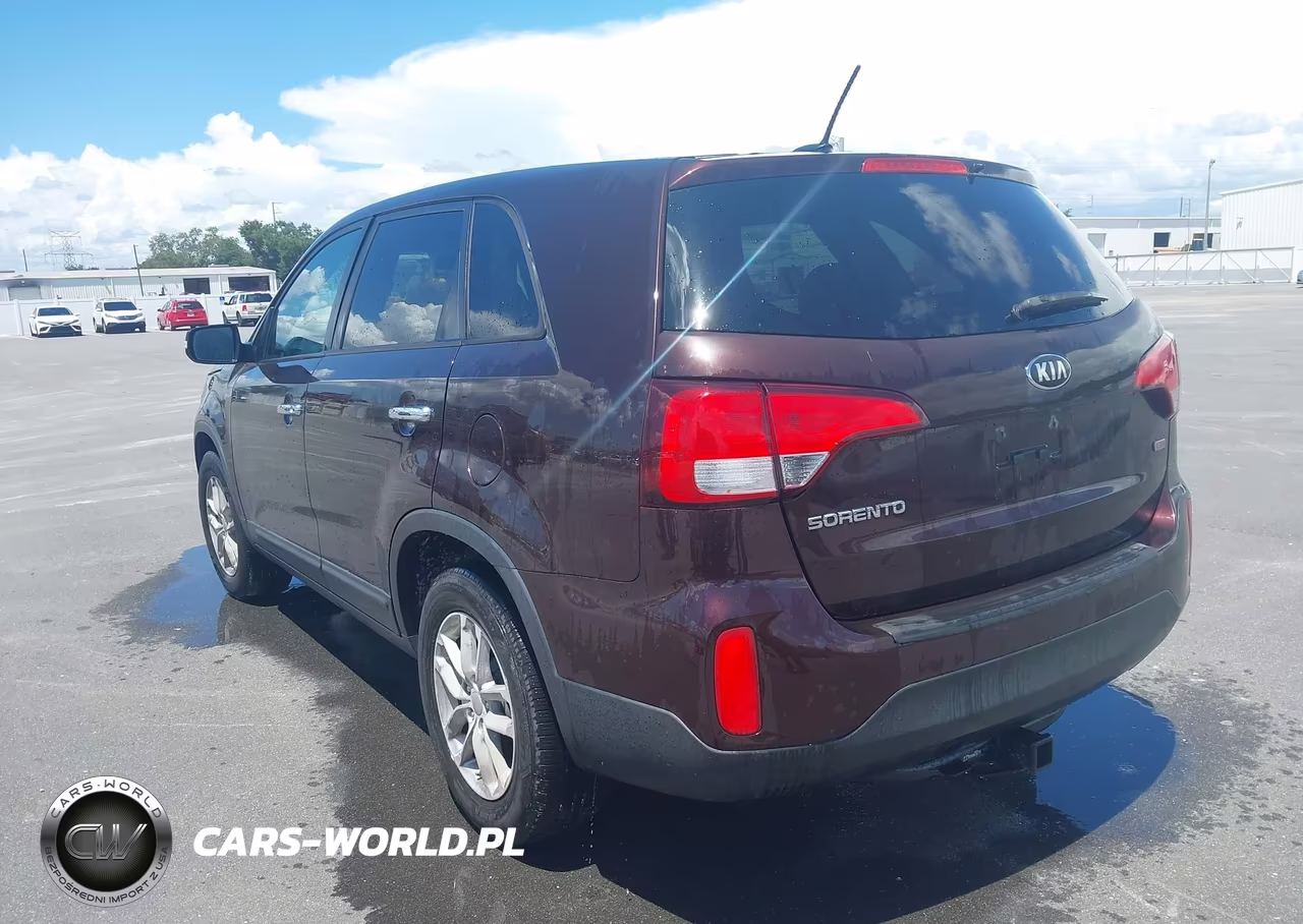 2015 Kia Sorento Lx VIN:5XYKT3A60FG623593 - 3