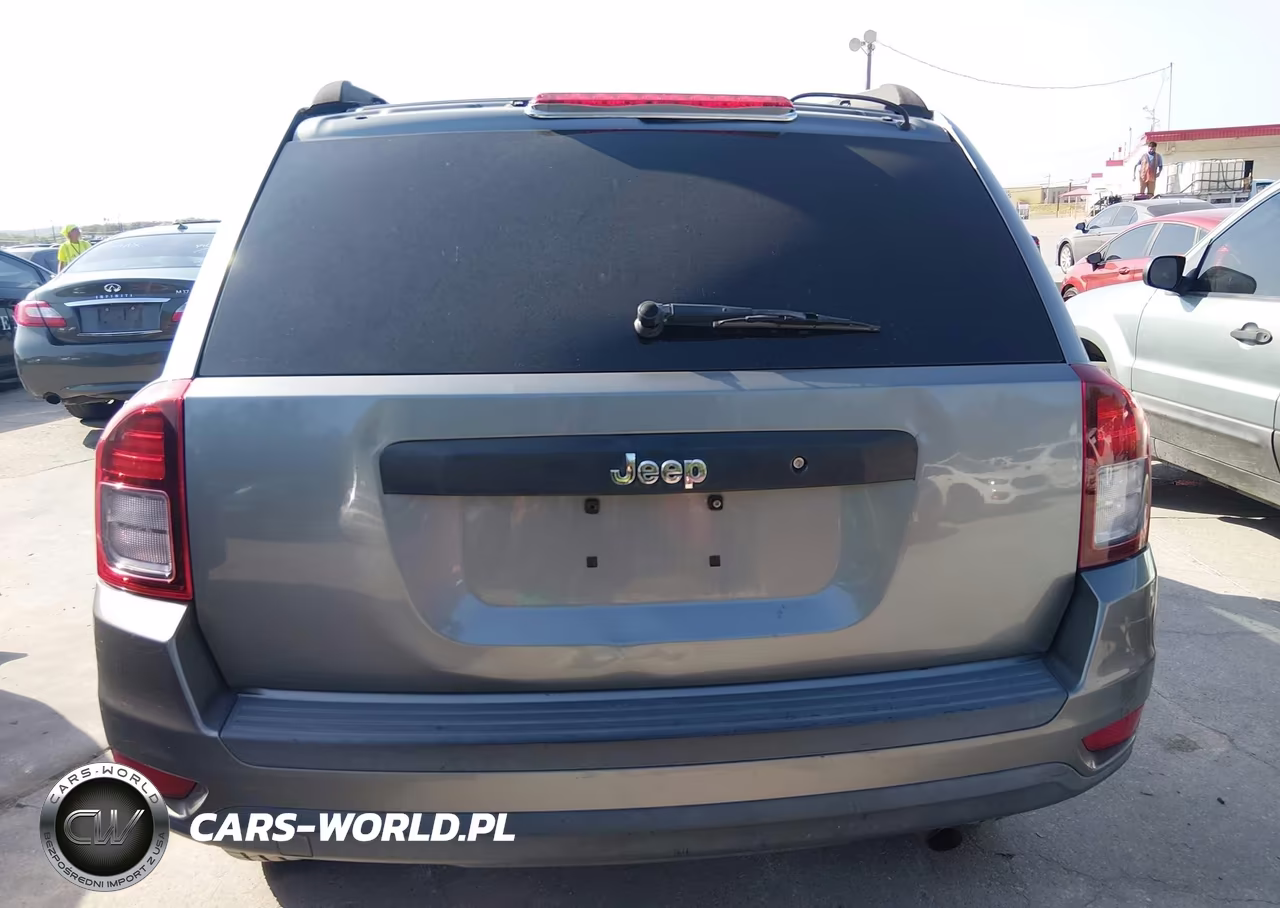 2014 Jeep Compass Sport VIN:1C4NJCBA5ED633023 - 16