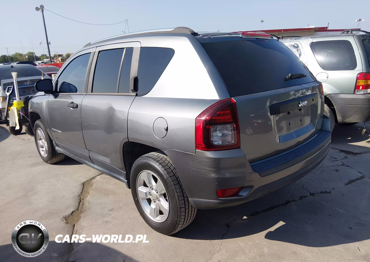 2014 Jeep Compass Sport VIN:1C4NJCBA5ED633023 - 3
