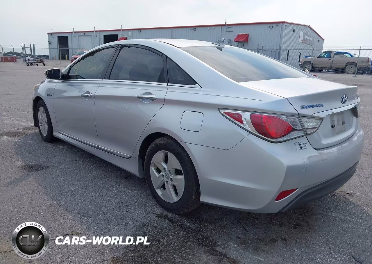 2011 Hyundai Sonata Hybrid VIN:KMHEC4A49BA004563 - 3