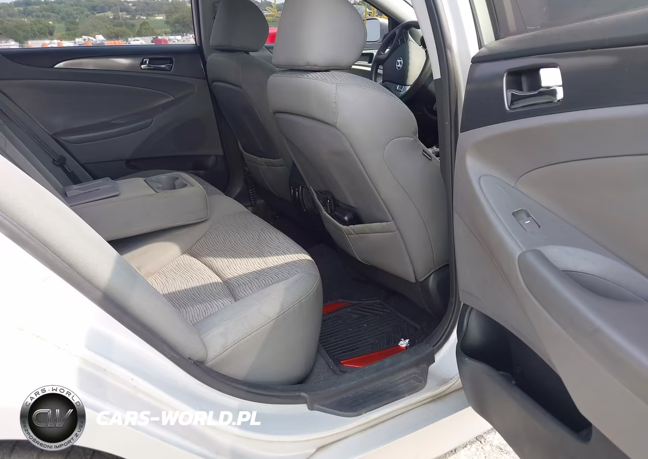 2011 Hyundai Sonata Hybrid VIN:KMHEC4A49BA004563 - 8