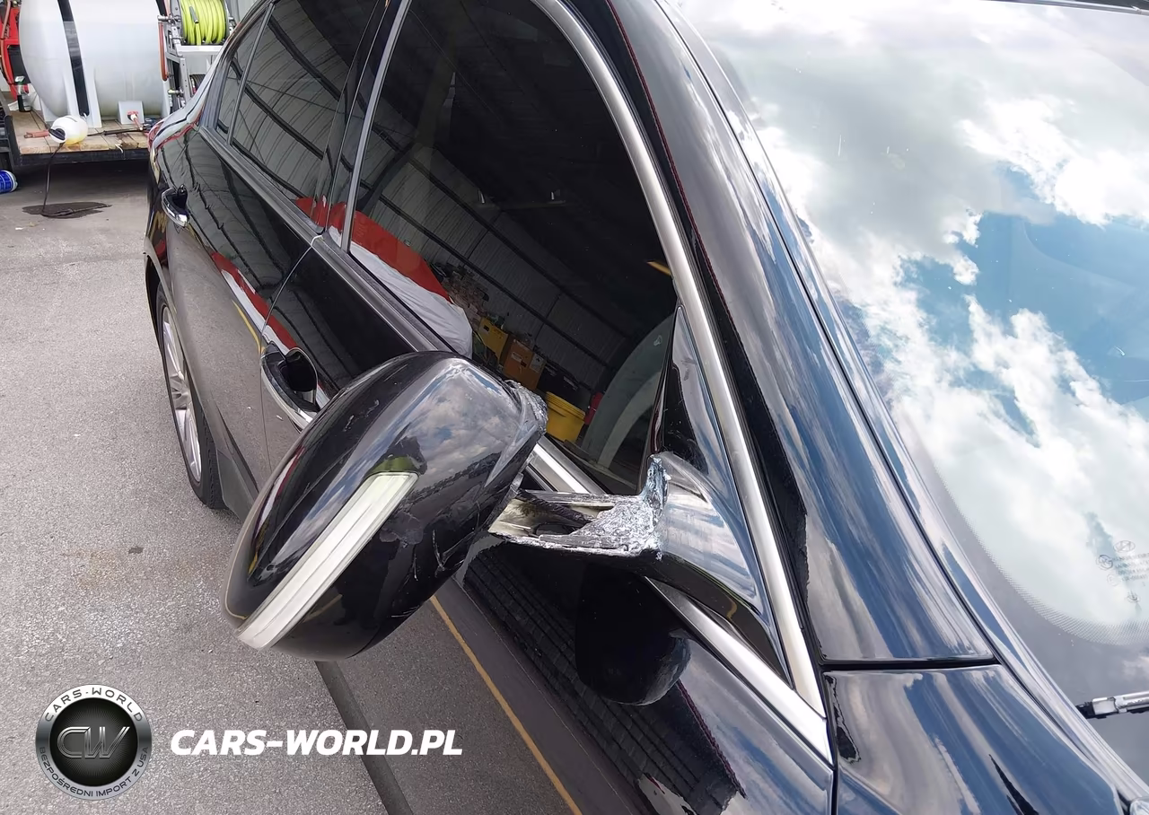 2012 Hyundai Genesis 3.8 VIN:KMHGC4DD1CU204101 - 6