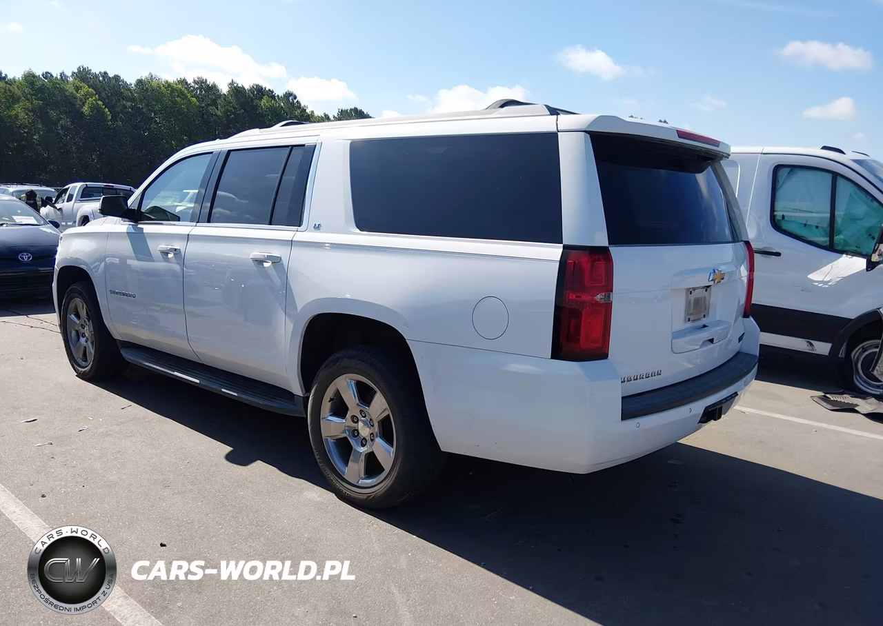 2017 Chevrolet Suburban Lt VIN:1GNSKHKC2HR236138 - 3