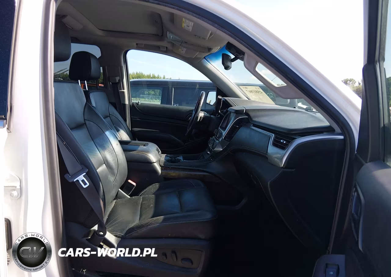 2017 Chevrolet Suburban Lt VIN:1GNSKHKC2HR236138 - 5
