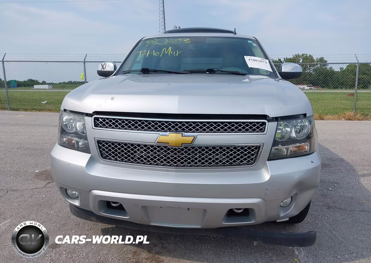 2013 Chevrolet Tahoe Ltz VIN:1GNSKCE0XDR252781 - 12