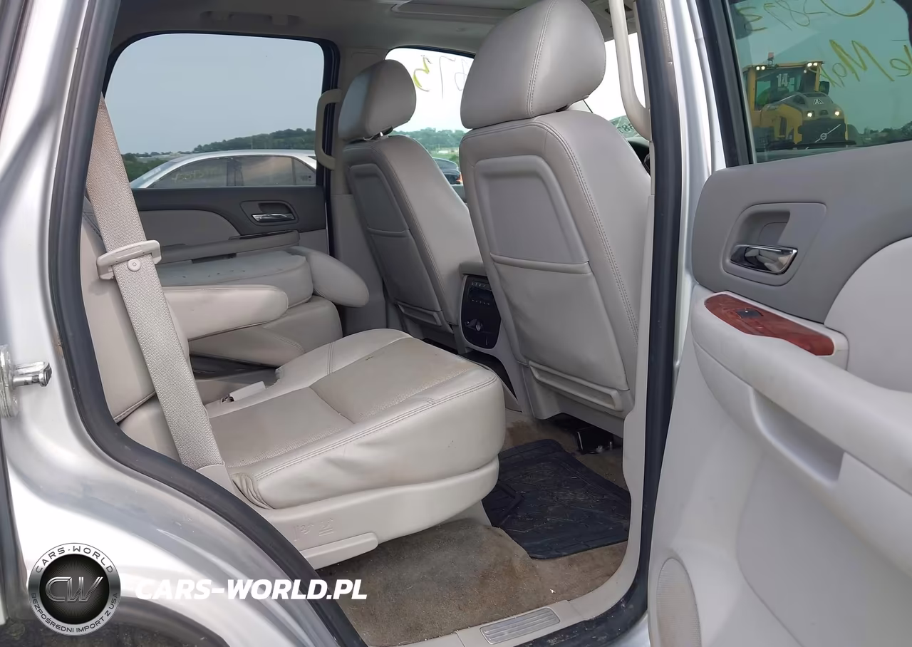 2013 Chevrolet Tahoe Ltz VIN:1GNSKCE0XDR252781 - 8