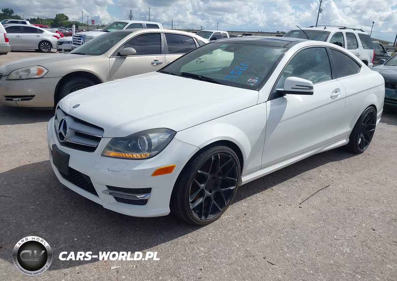 2013 Mercedes-Benz C 350 Sport VIN:WDDGJ5HB9DG091545 - 2