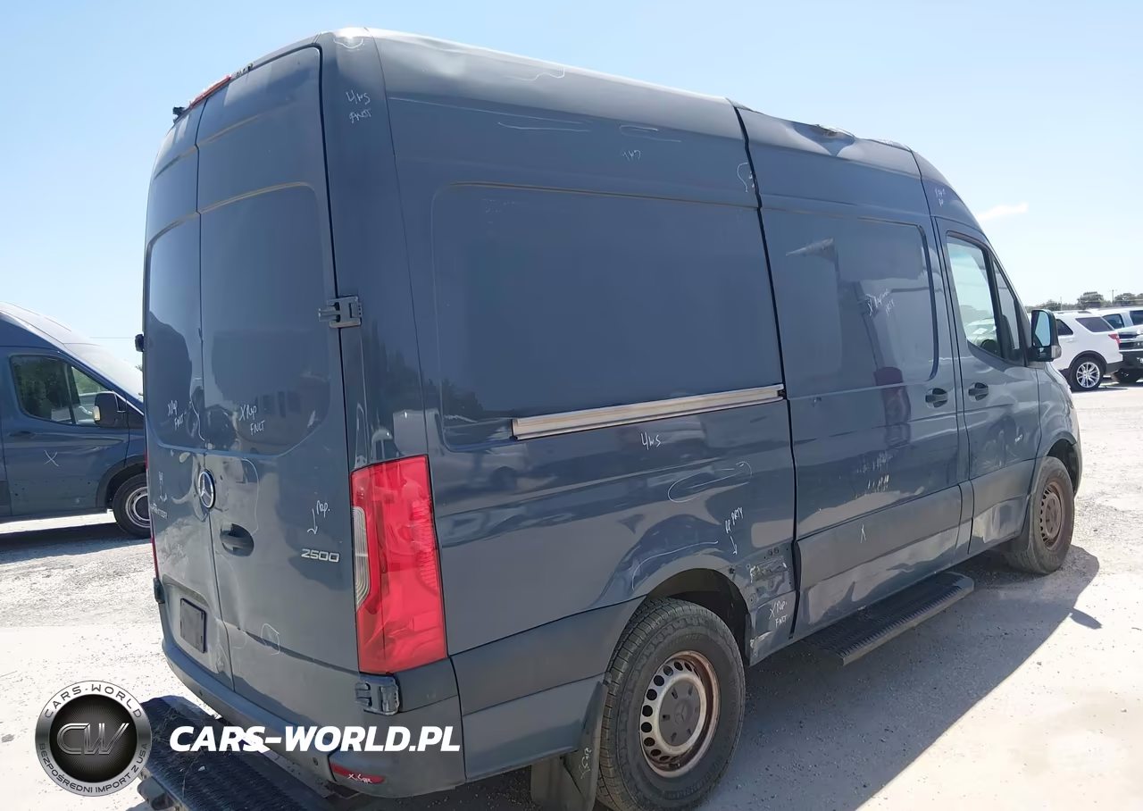 2019 Mercedes-Benz Sprinter 2500 High Roof V6 VIN:WD4PF0CD6KP087737 - 4