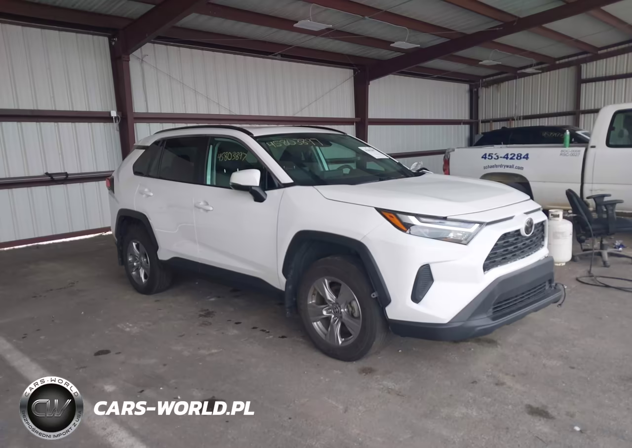 2024 Toyota Rav4 Xle – zdjęcie 1 z 17