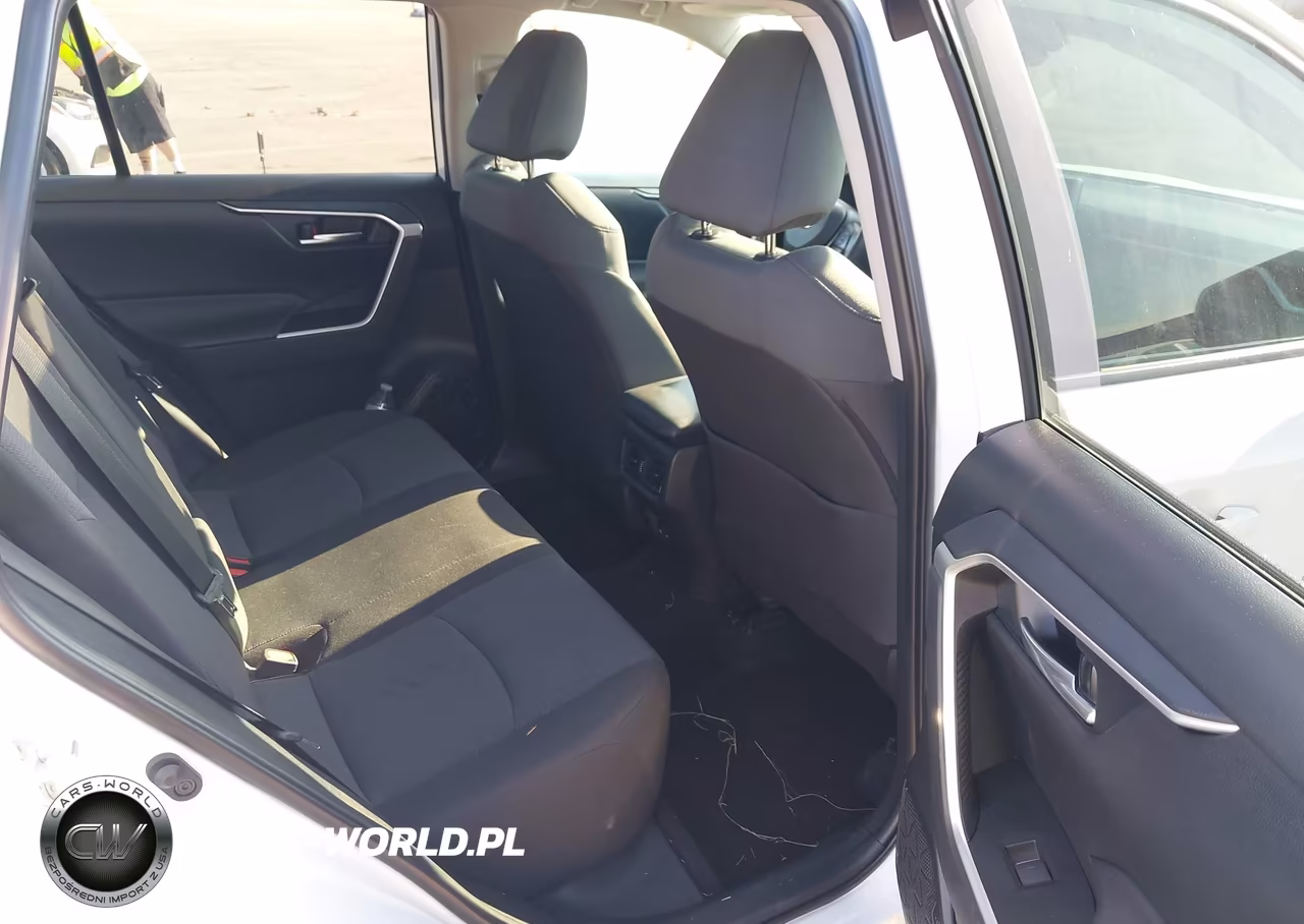 2024 Toyota Rav4 Xle VIN:2T3P1RFV9RW479224 - 8