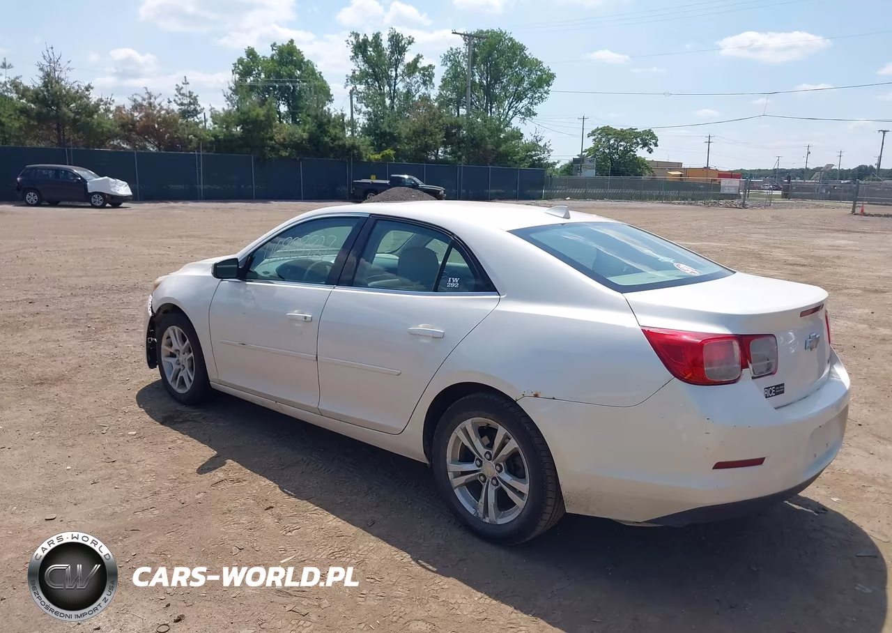 2014 Chevrolet Malibu 1Lt VIN:1G11C5SL4EF107632 - 3