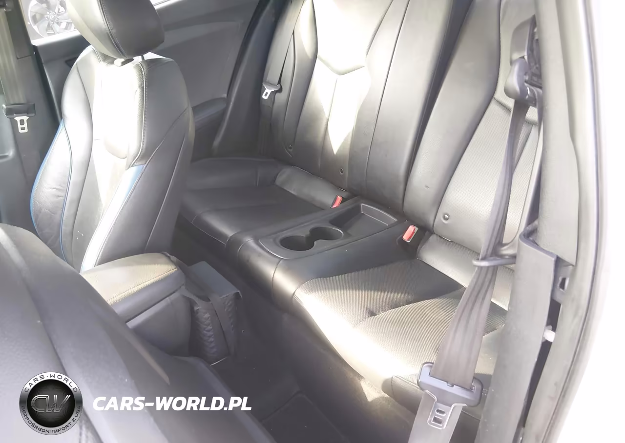 2013 Hyundai Veloster Turbo W-Blue VIN:KMHTC6AE4DU121660 - 8