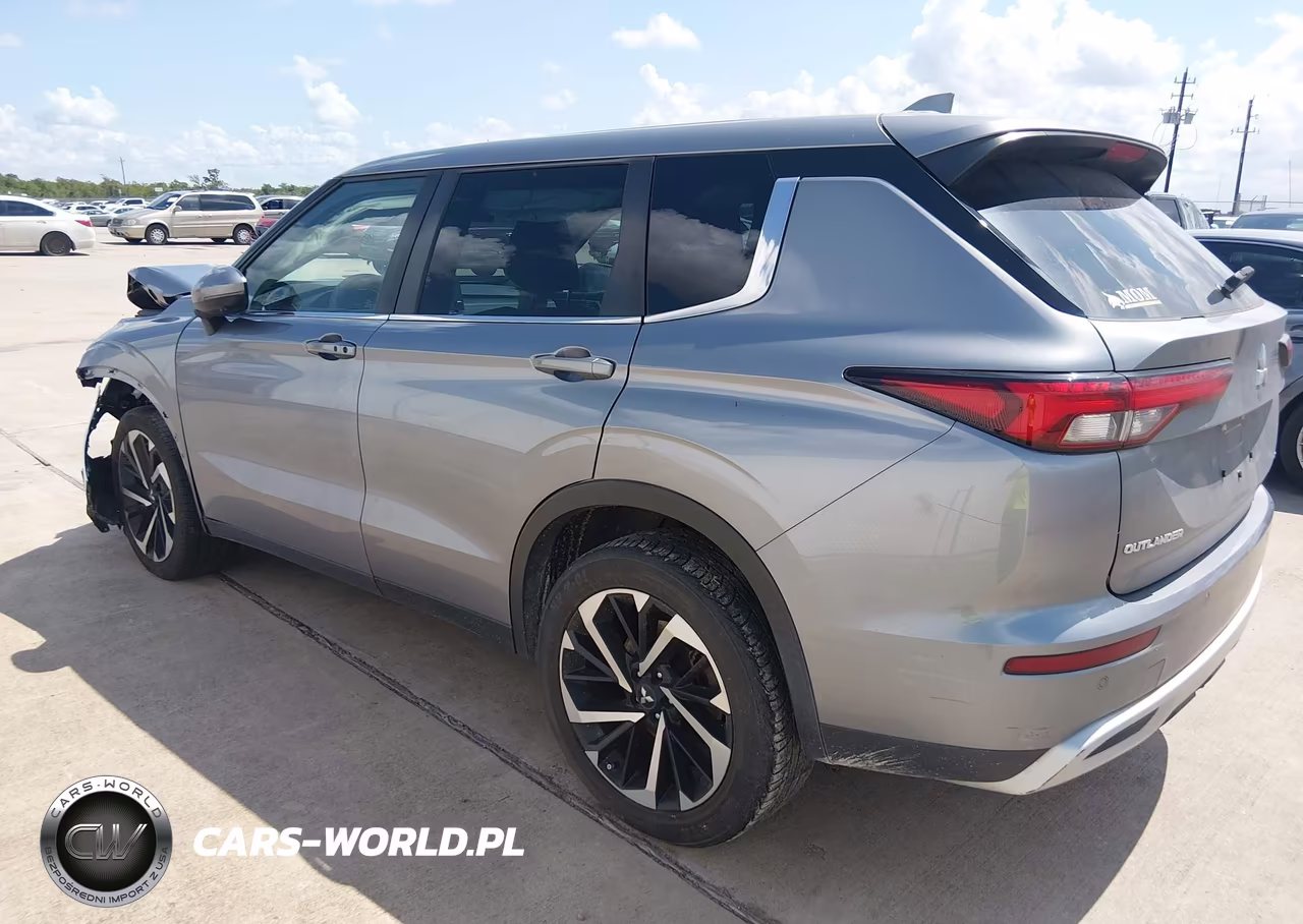 2023 Mitsubishi Outlander Se 2.5 2Wd-Se Black Edition 2Wd-Se Special Edition 2Wd VIN:JA4J3UA8XPZ043350 - 3