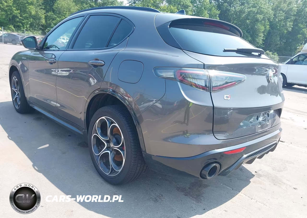 2024 Alfa Romeo Stelvio Veloce Awd VIN:ZASPAKBN2R7D85993 - 3