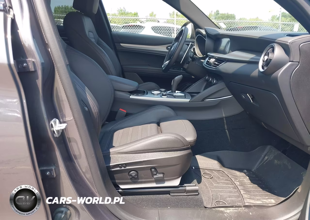 2024 Alfa Romeo Stelvio Veloce Awd VIN:ZASPAKBN2R7D85993 - 5