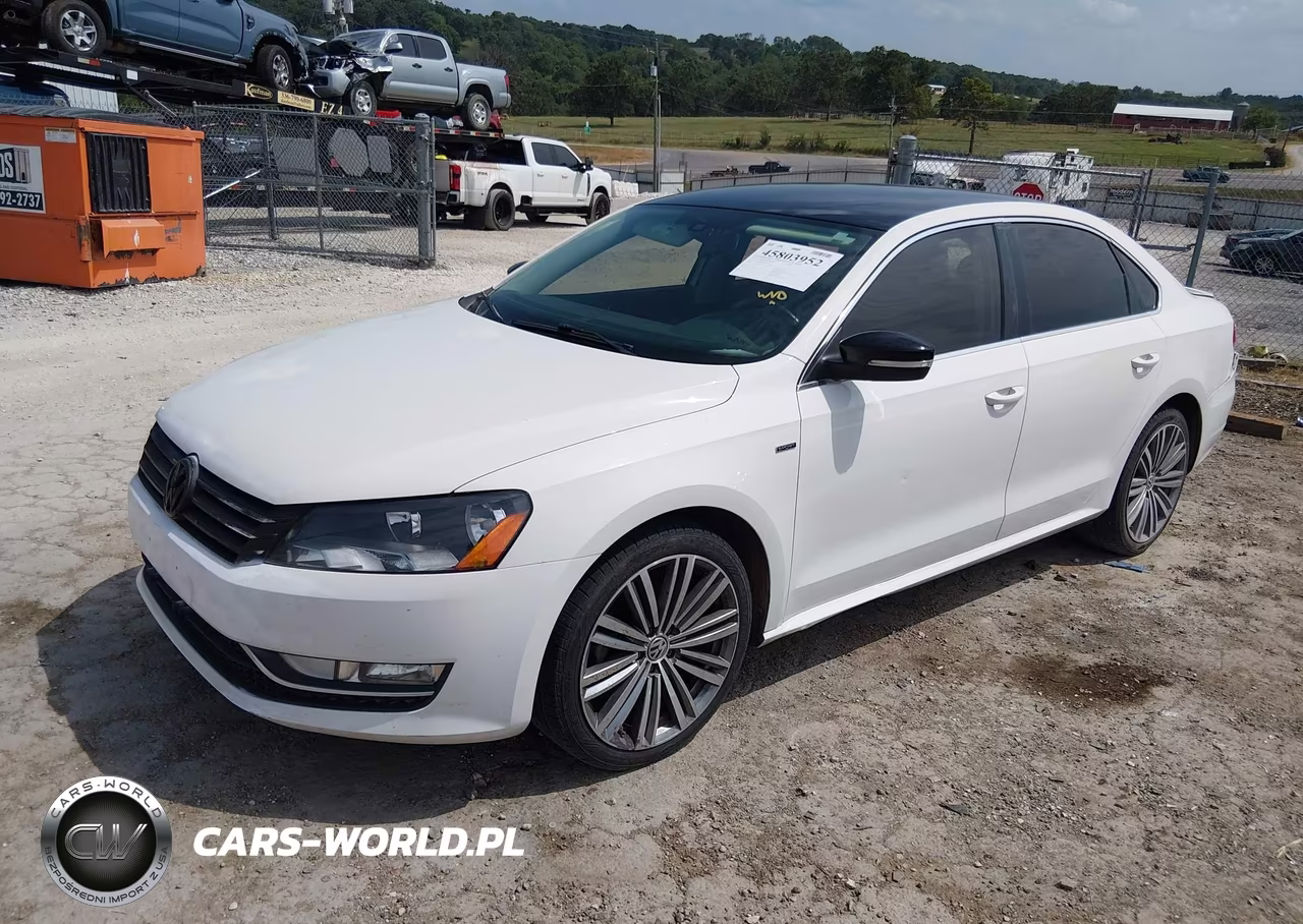 2015 Volkswagen Passat 1.8T Sport VIN:1VWBS7A31FC033131 - 2