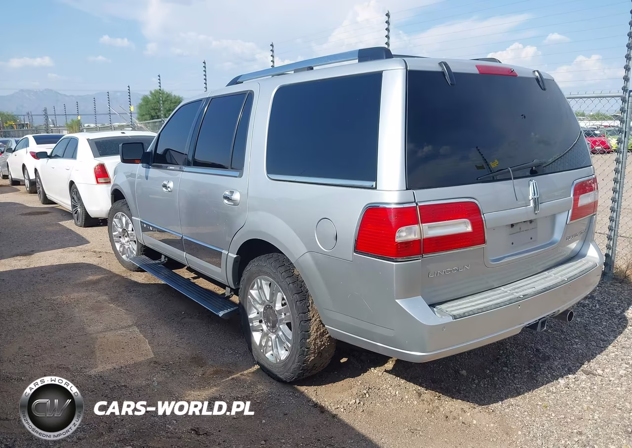 2010 Lincoln Navigator VIN:5LMJJ2J56AEJ03511 - 3