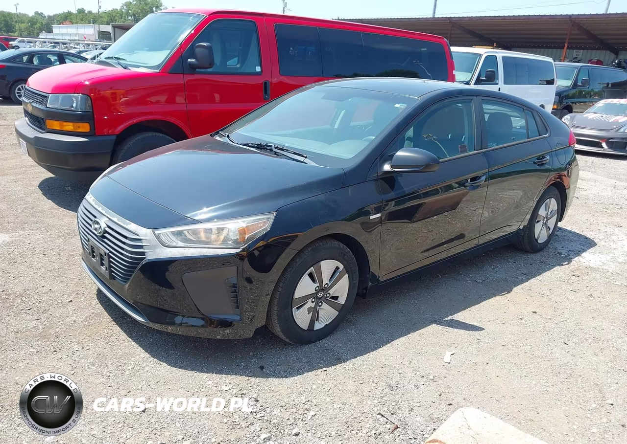 2018 Hyundai Ioniq Hybrid Blue VIN:KMHC65LC4JU075434 - 2