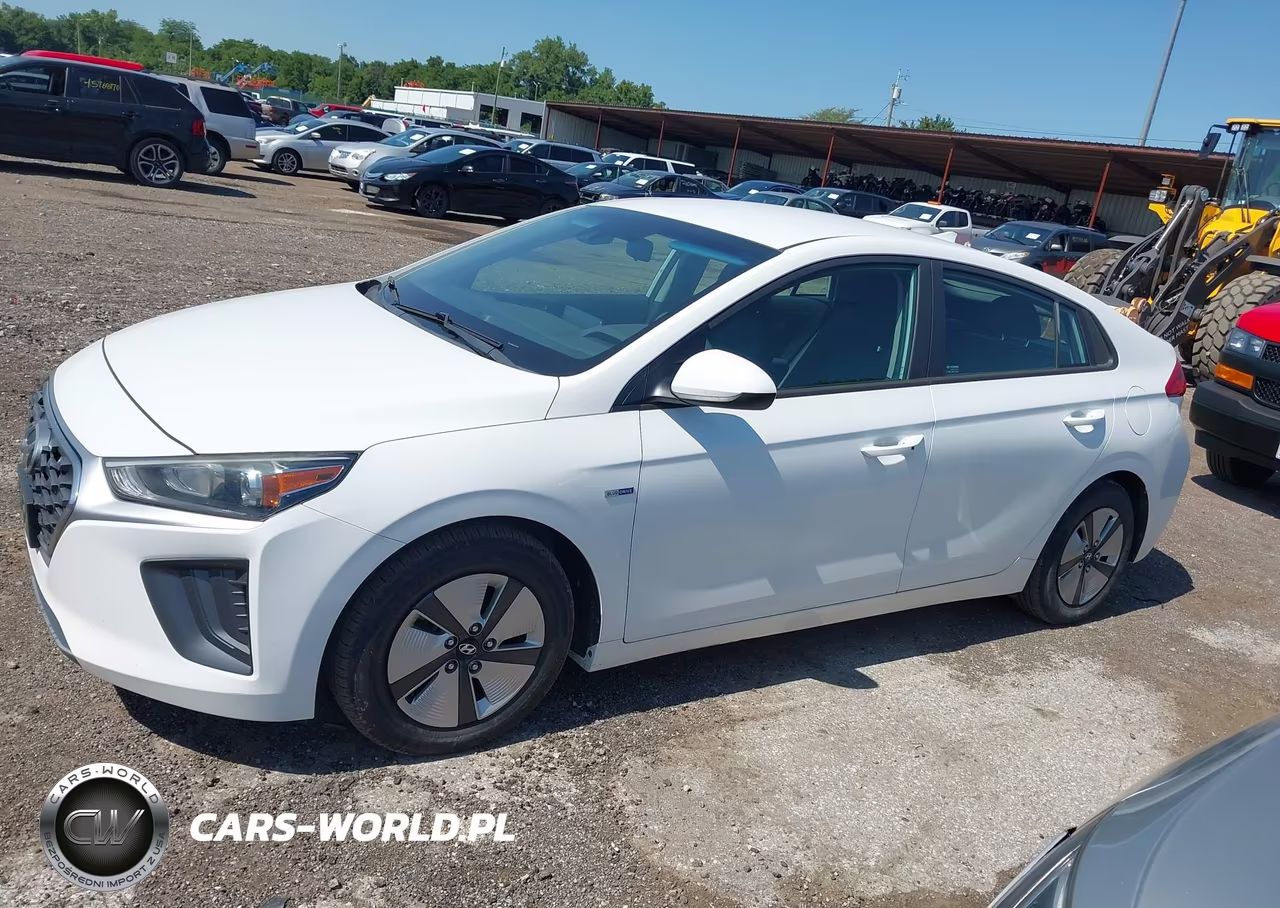 2020 Hyundai Ioniq Hybrid Blue VIN:KMHC65LC0LU186338 - 14