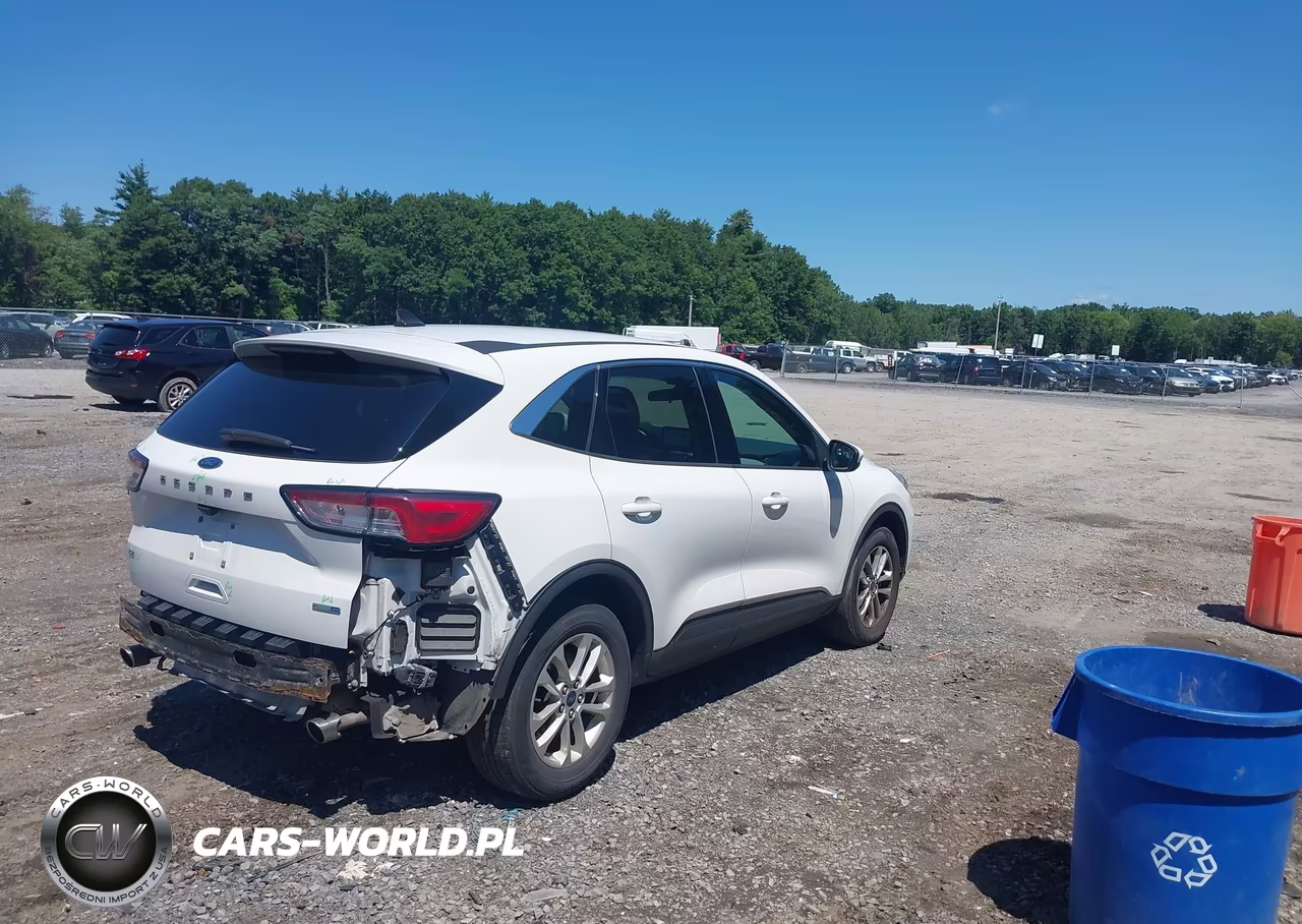 2020 Ford Escape Se VIN:1FMCU9G64LUA89239 - 4