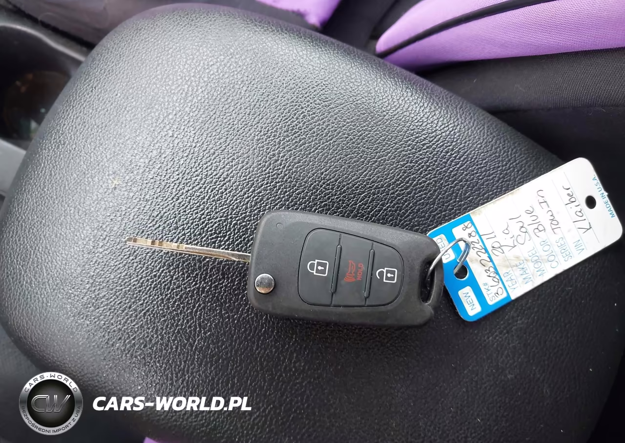 2011 Kia Soul + VIN:KNDJT2A25B7251744 - 11