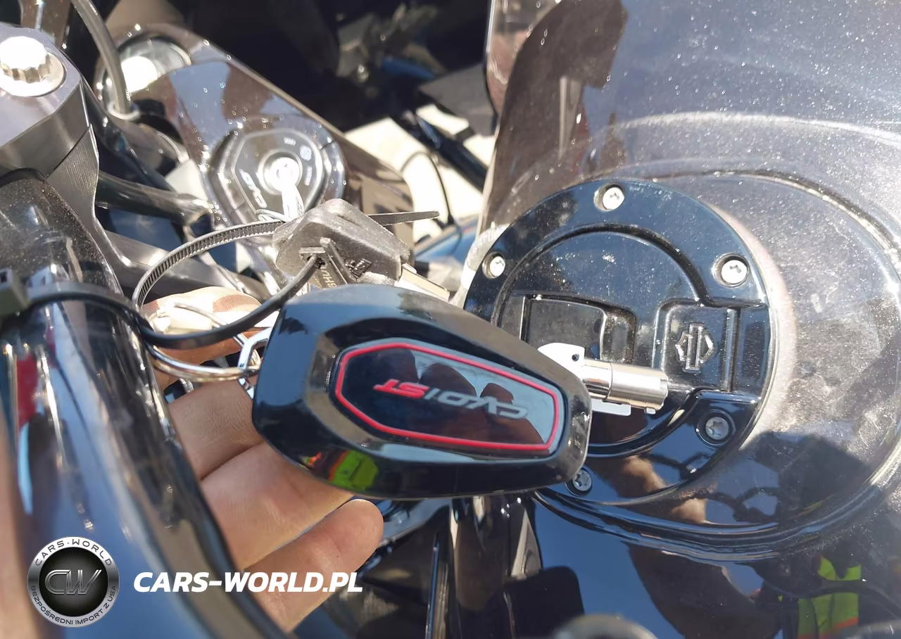 2025 Harley-Davidson Fltrxstse VIN:1HD1TL811SB953882 - 11