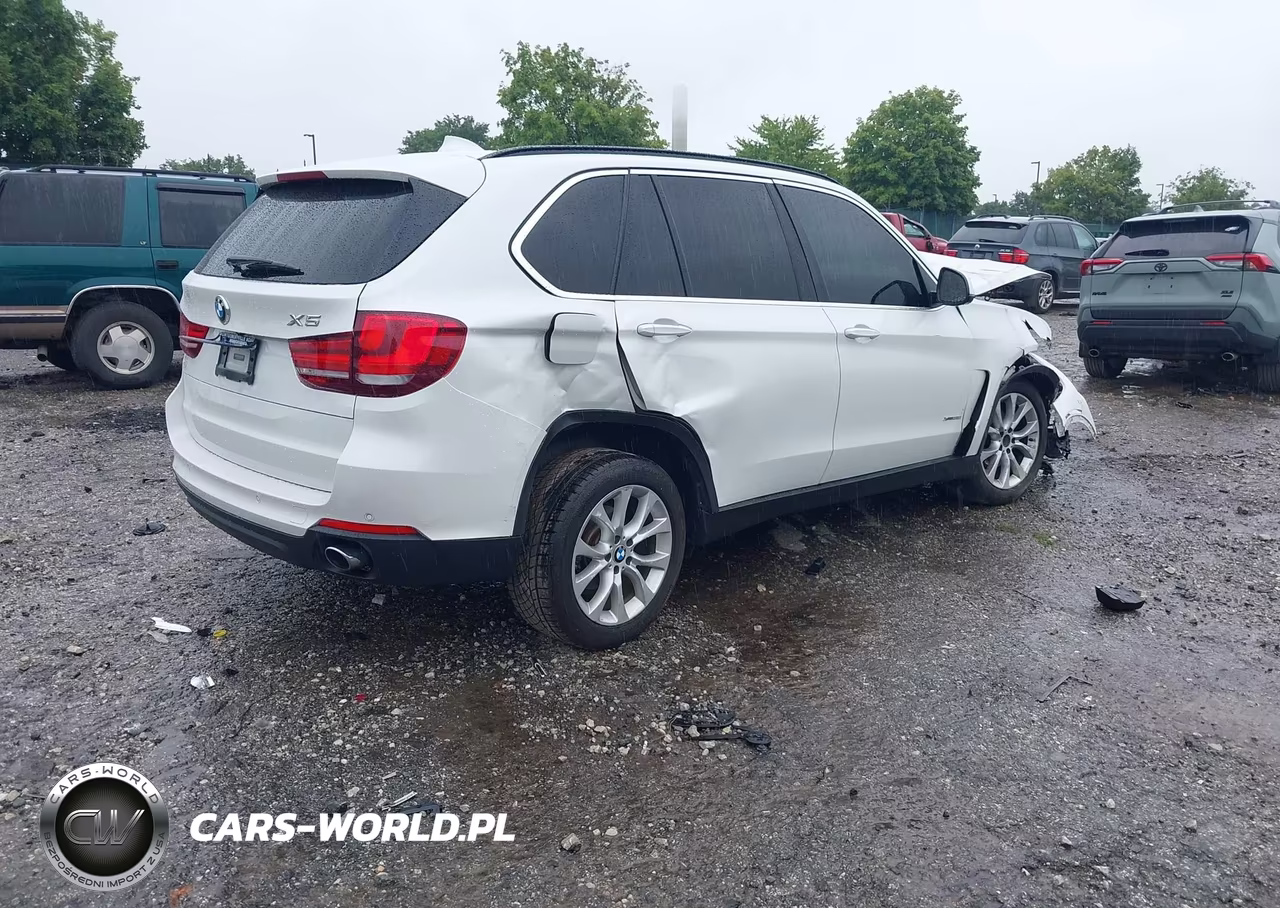 2016 BMW X5 xDrive35I VIN:5UXKR0C50G0P21837 - 4