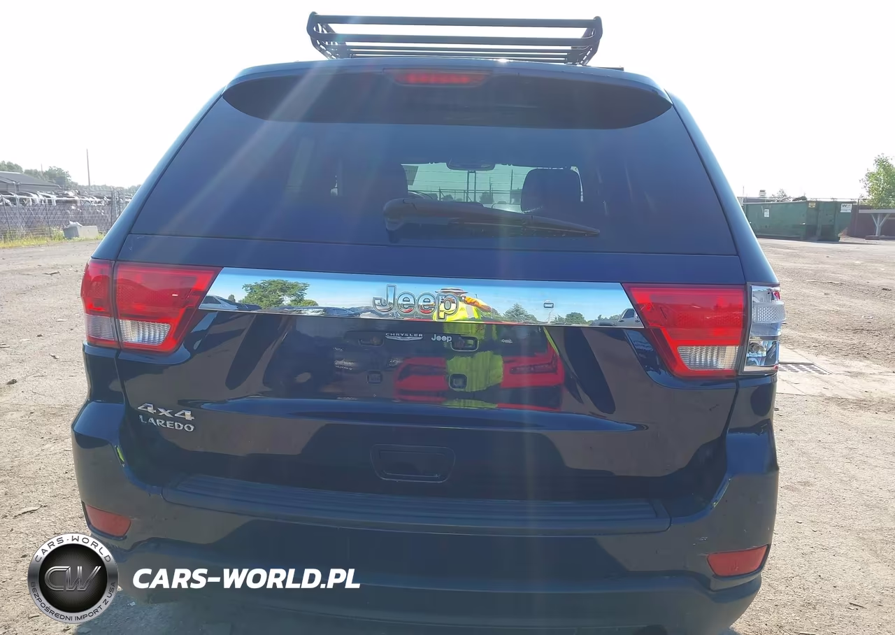 2013 Jeep Grand Cherokee Laredo VIN:1C4RJFAG8DC630453 - 16