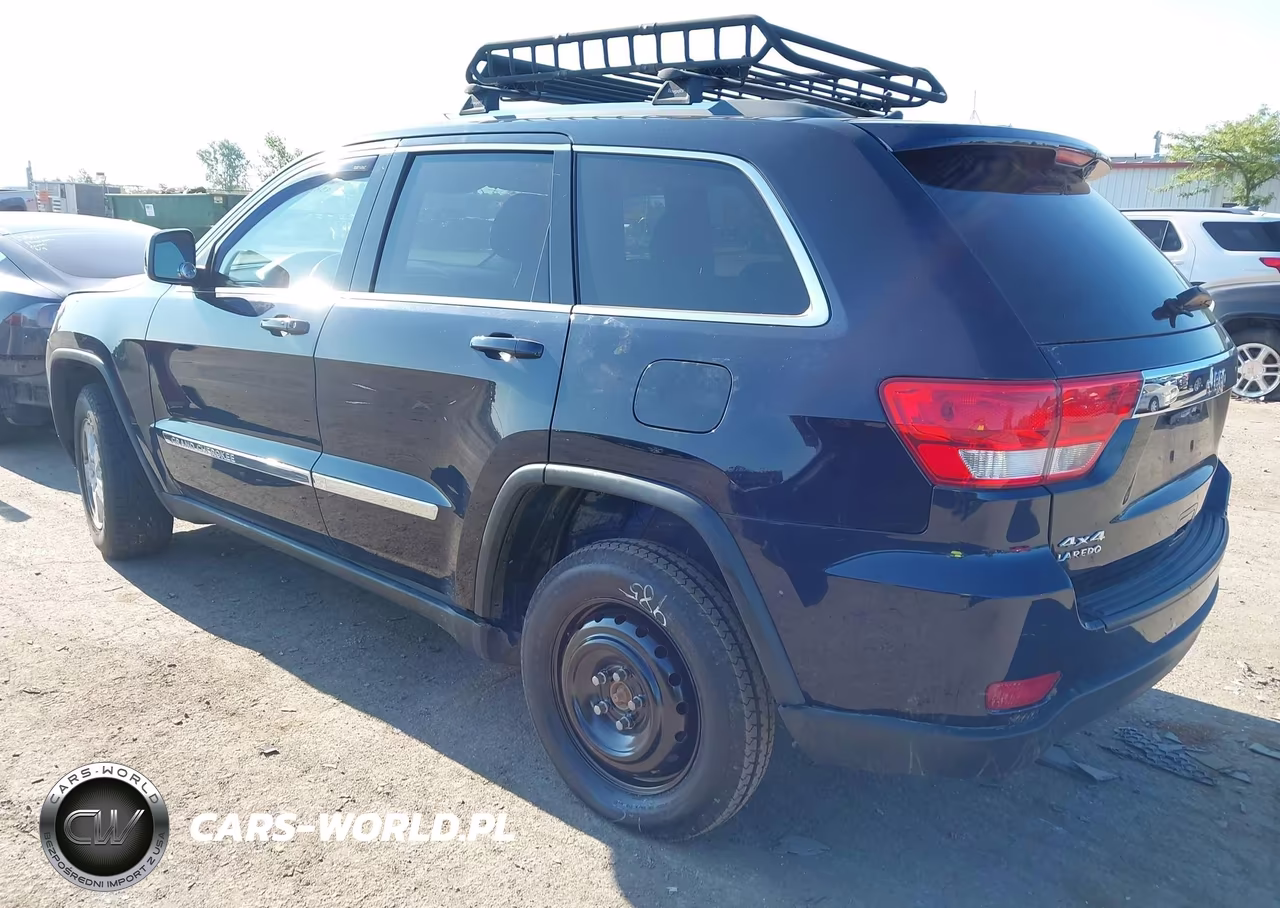 2013 Jeep Grand Cherokee Laredo VIN:1C4RJFAG8DC630453 - 3