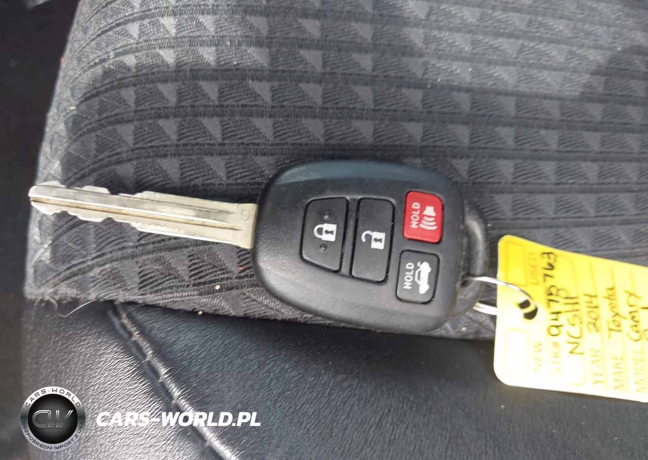 2014 Toyota Camry Se VIN:4T1BF1FK5EU781003 - 11
