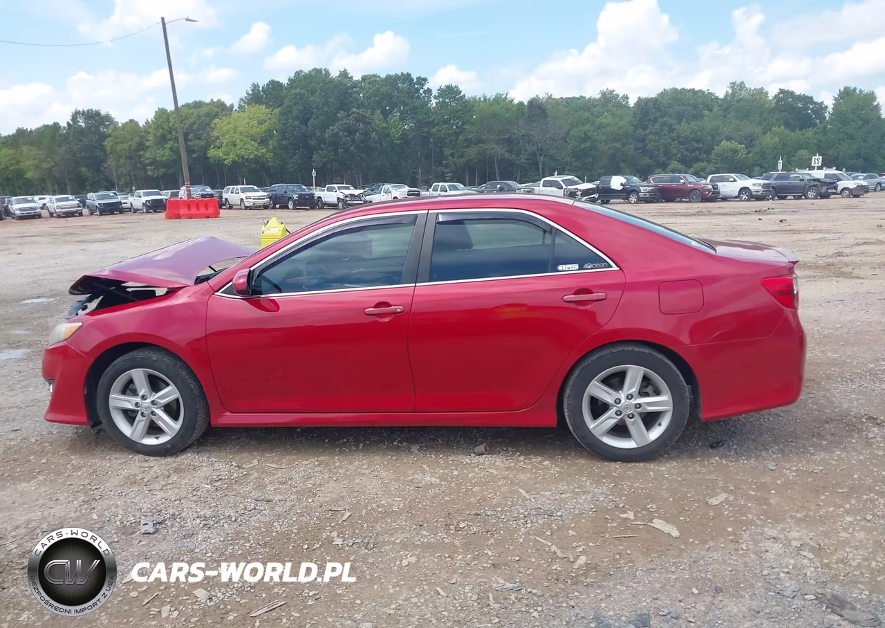 2014 Toyota Camry Se VIN:4T1BF1FK5EU781003 - 14
