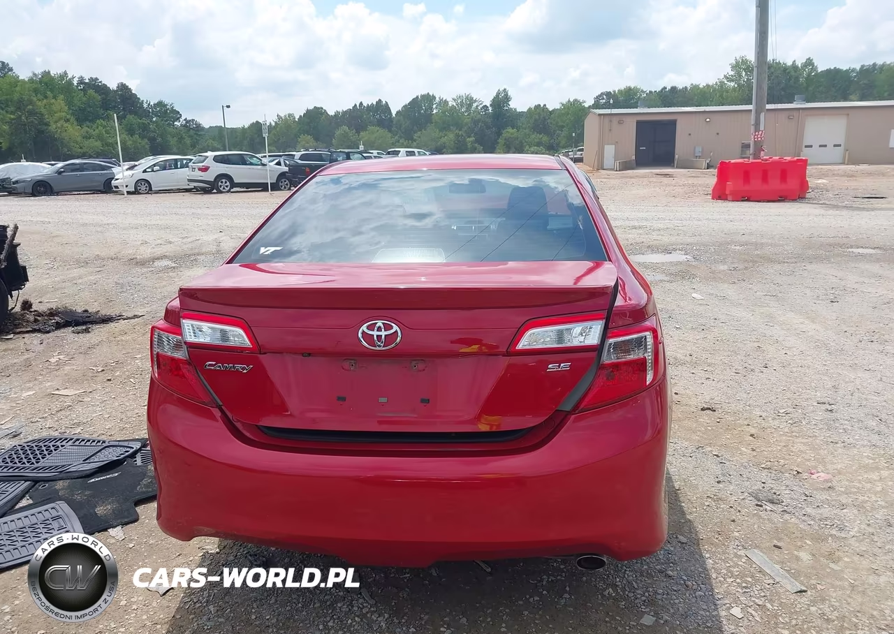 2014 Toyota Camry Se VIN:4T1BF1FK5EU781003 - 16
