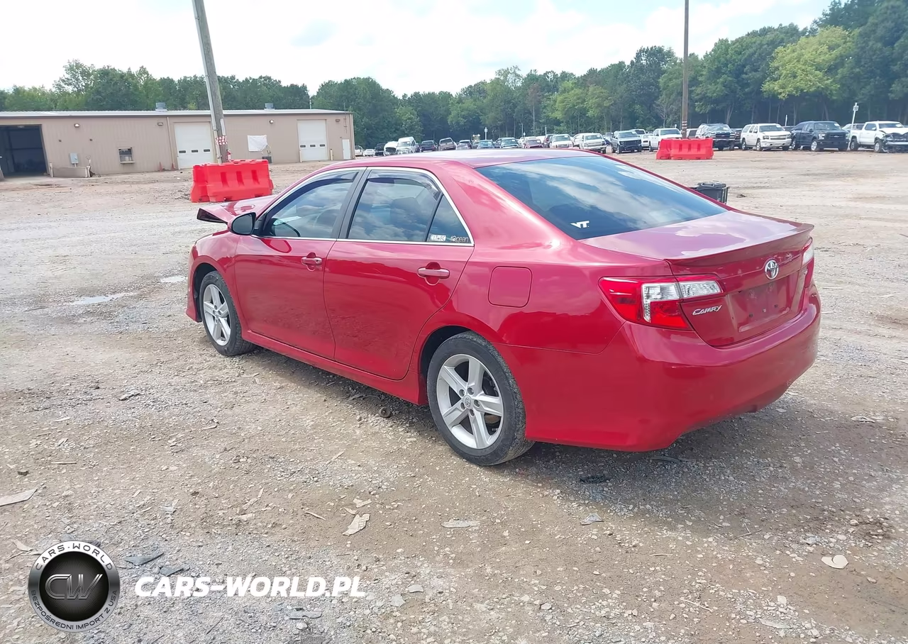 2014 Toyota Camry Se VIN:4T1BF1FK5EU781003 - 3