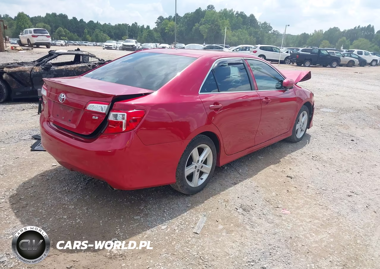 2014 Toyota Camry Se VIN:4T1BF1FK5EU781003 - 4