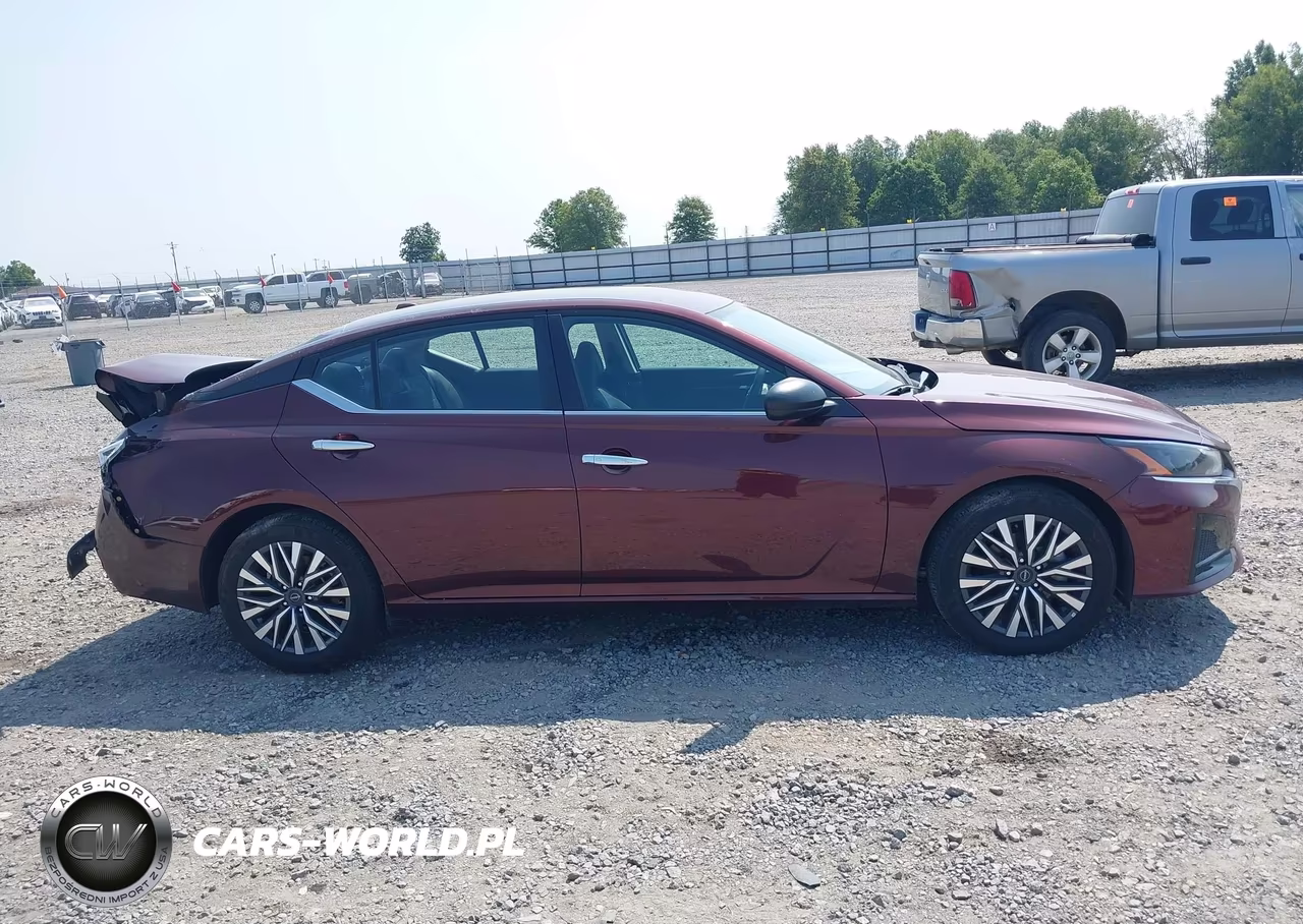 2025 Nissan Altima Sv VIN:1N4BL4DV6SN390451 - 14