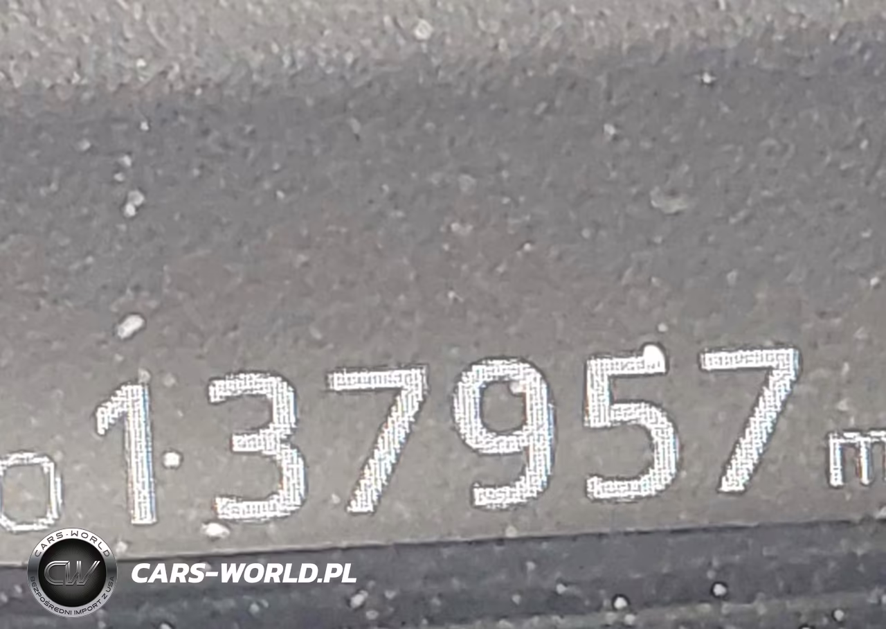 2020 Toyota Prius Xle Awd-E VIN:JTDL9RFU2L3013577 - 15