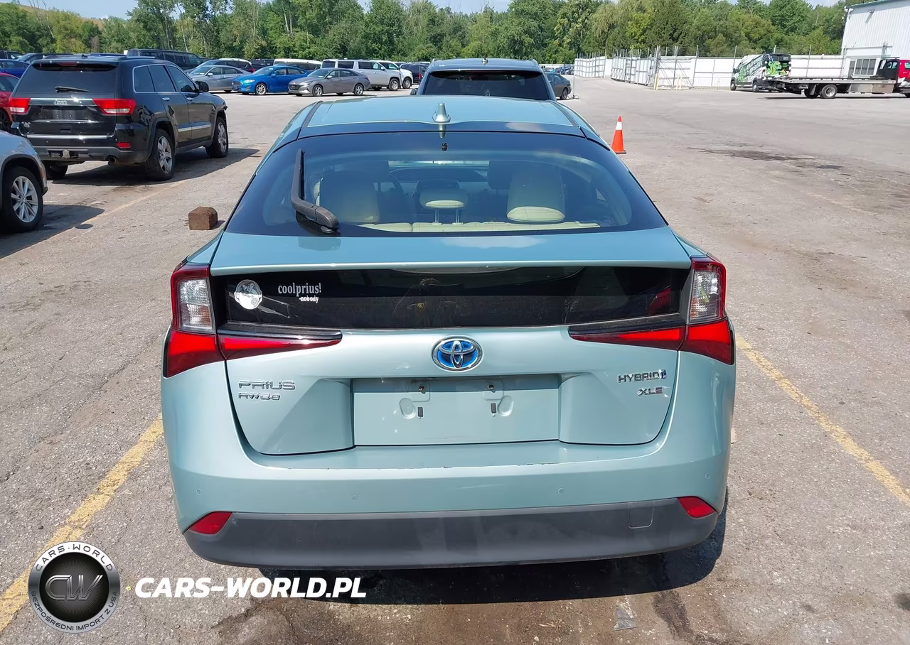 2020 Toyota Prius Xle Awd-E VIN:JTDL9RFU2L3013577 - 16