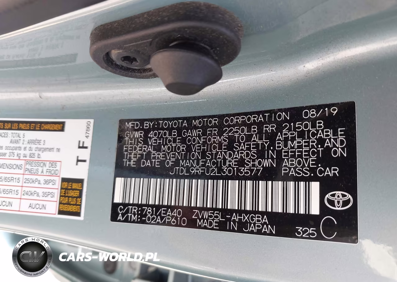 2020 Toyota Prius Xle Awd-E VIN:JTDL9RFU2L3013577 - 9