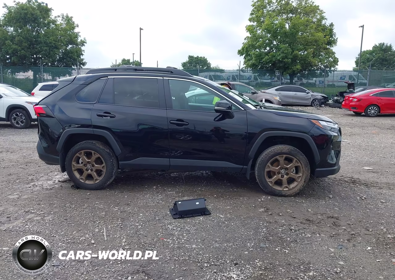 2024 Toyota Rav4 Hybrid Woodland Edition VIN:2T3UWRFV3RW226503 - 13