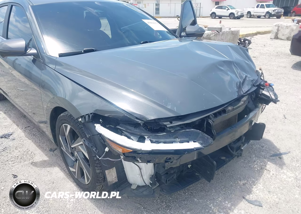 2024 Hyundai Elantra Limited VIN:KMHLP4DG7RU683890 - 19