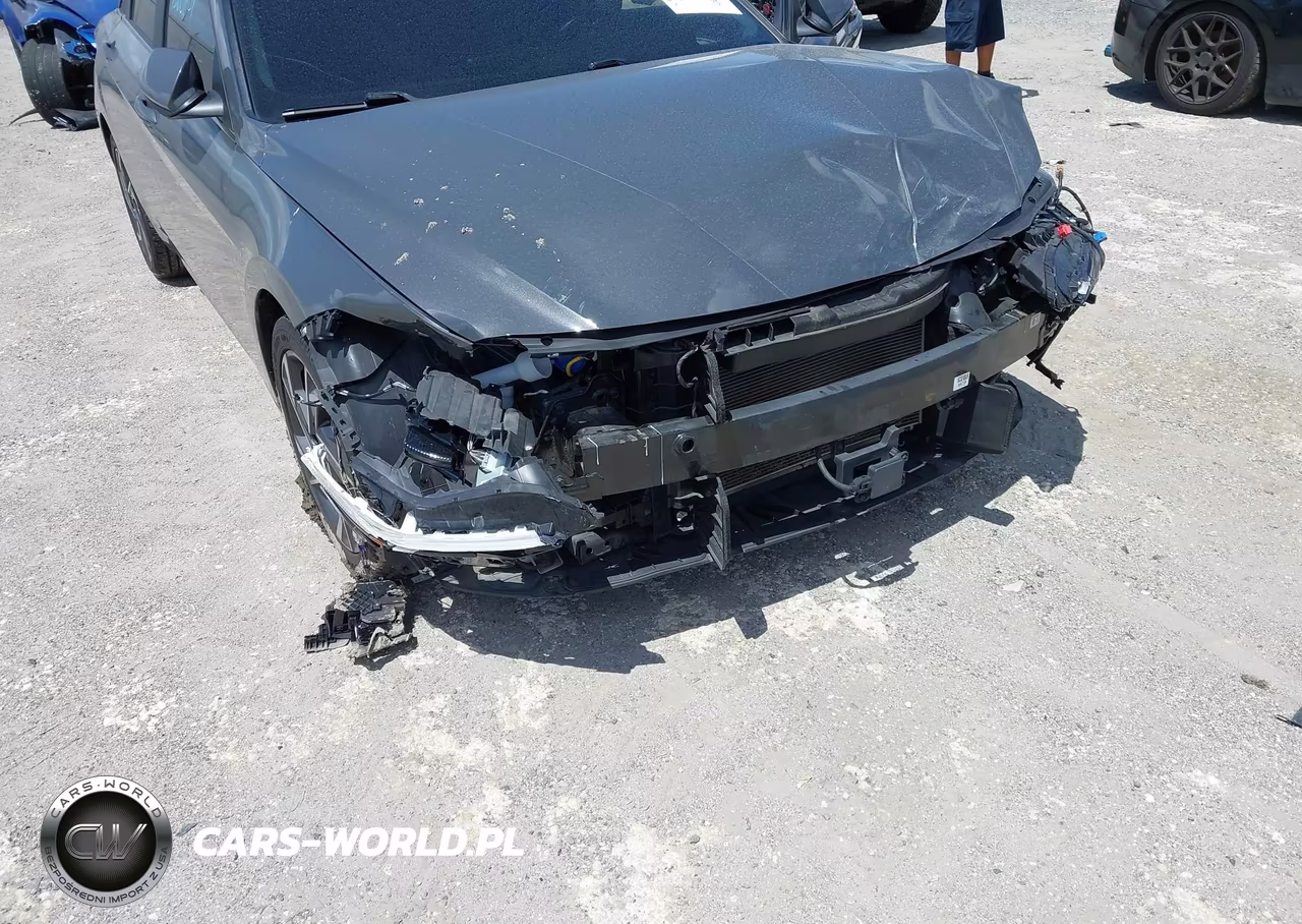 2024 Hyundai Elantra Limited VIN:KMHLP4DG7RU683890 - 6