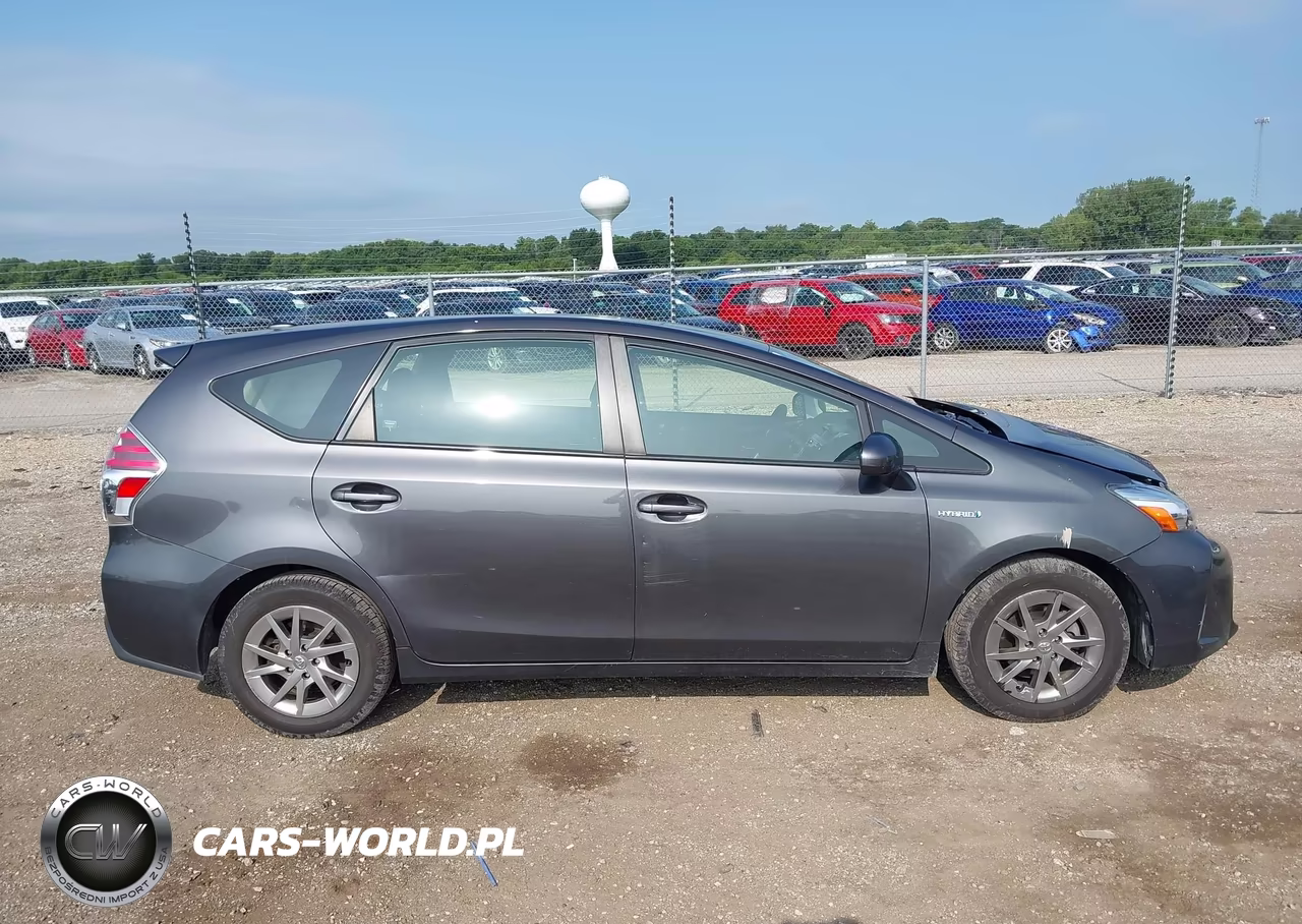 2015 Toyota Prius V Three VIN:JTDZN3EU7FJ018908 - 13