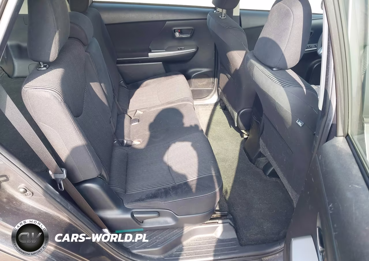 2015 Toyota Prius V Three VIN:JTDZN3EU7FJ018908 - 8