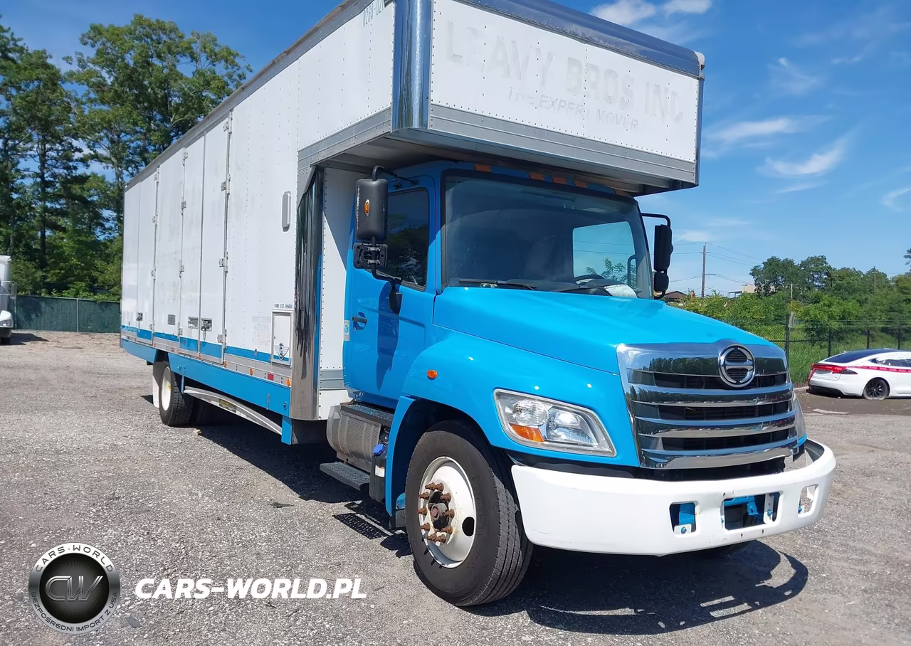 2015 Hino Hino 338