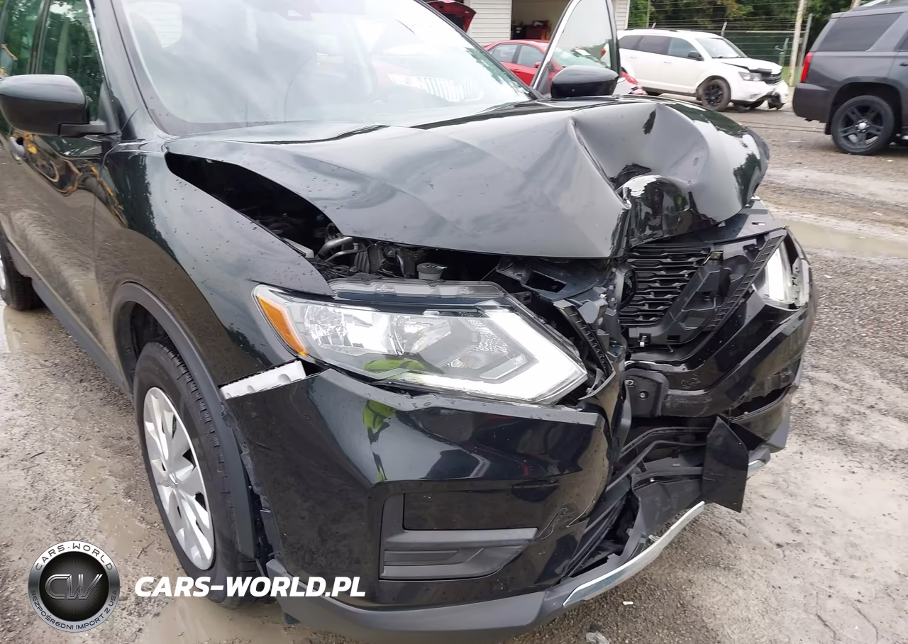 2019 Nissan Rogue S VIN:5N1AT2MV0KC798199 - 18