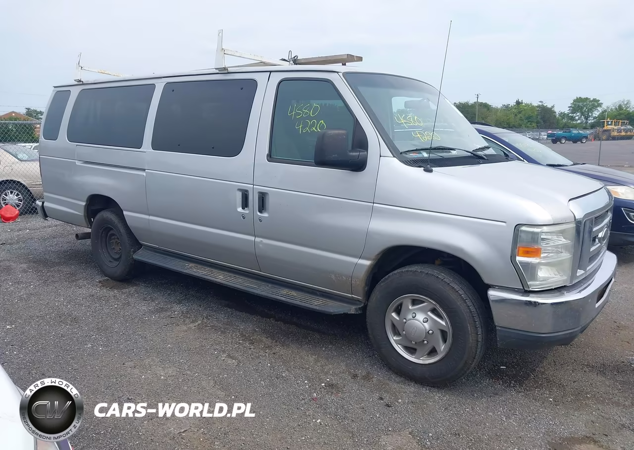 2010 Ford E-350 Super Duty Xl-Xlt