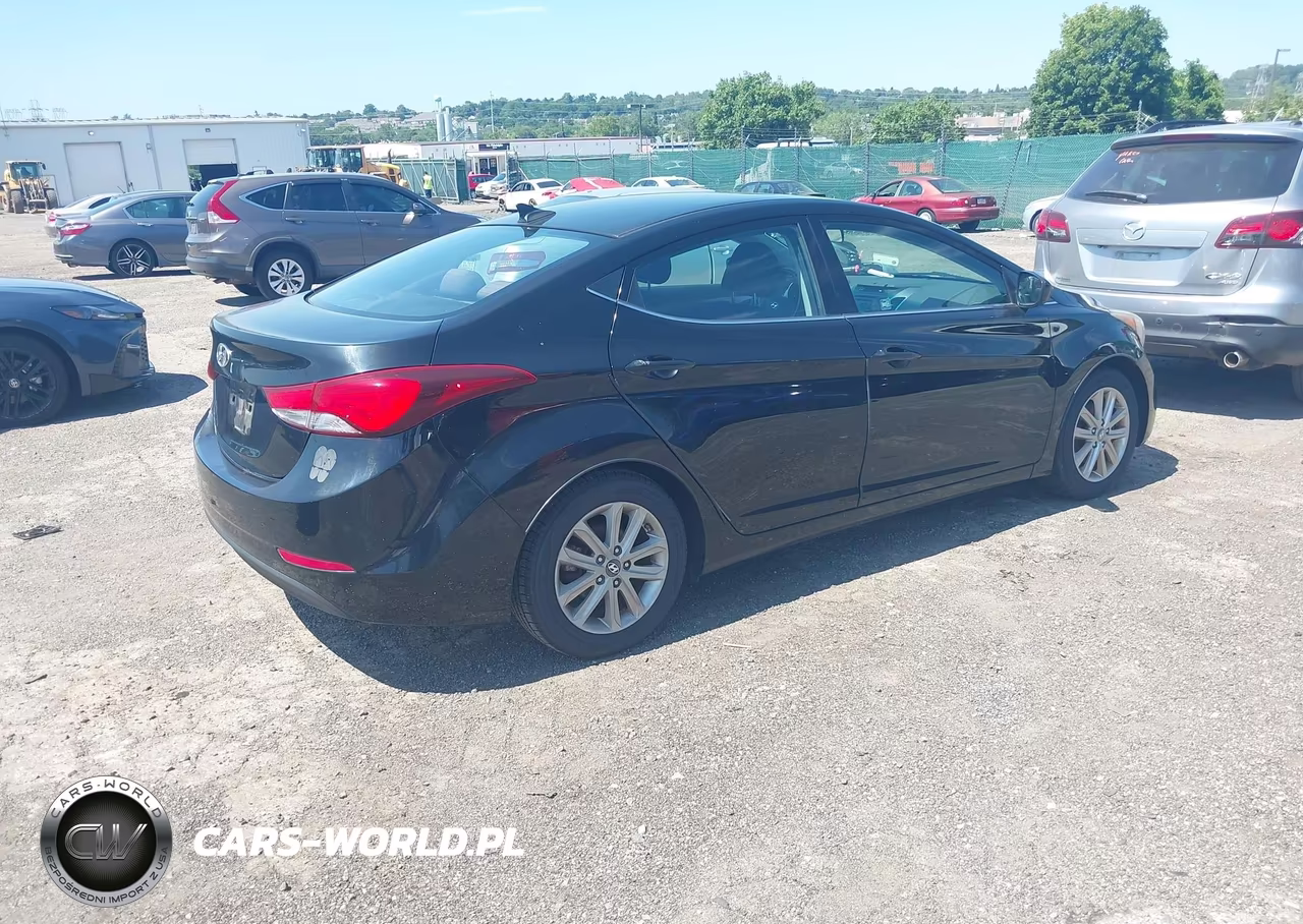 2015 Hyundai Elantra Se VIN:KMHDH4AE3FU236182 - 4
