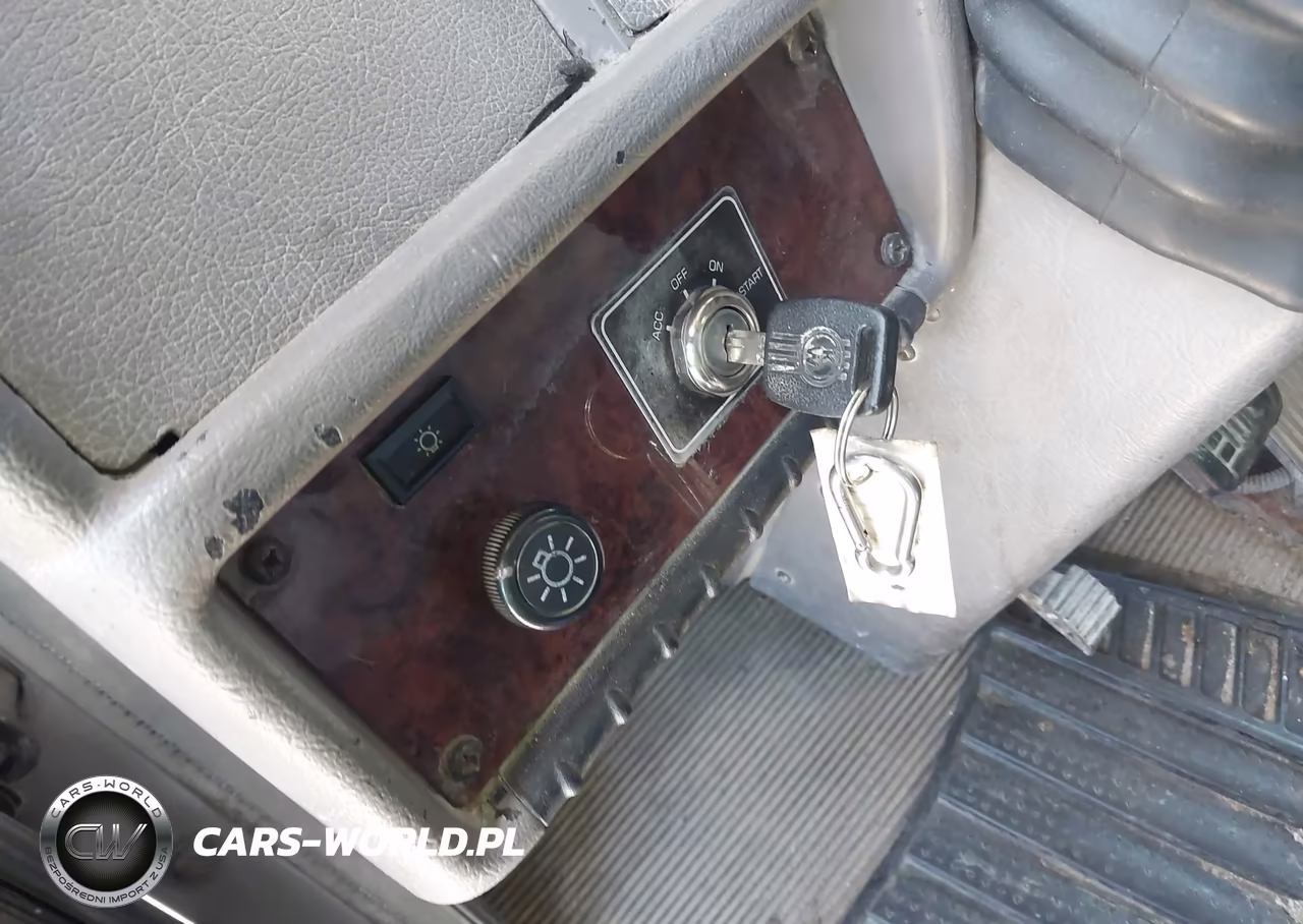 2009 Kenworth Construction T170 VIN:3BKHHM5H09F246729 - 10